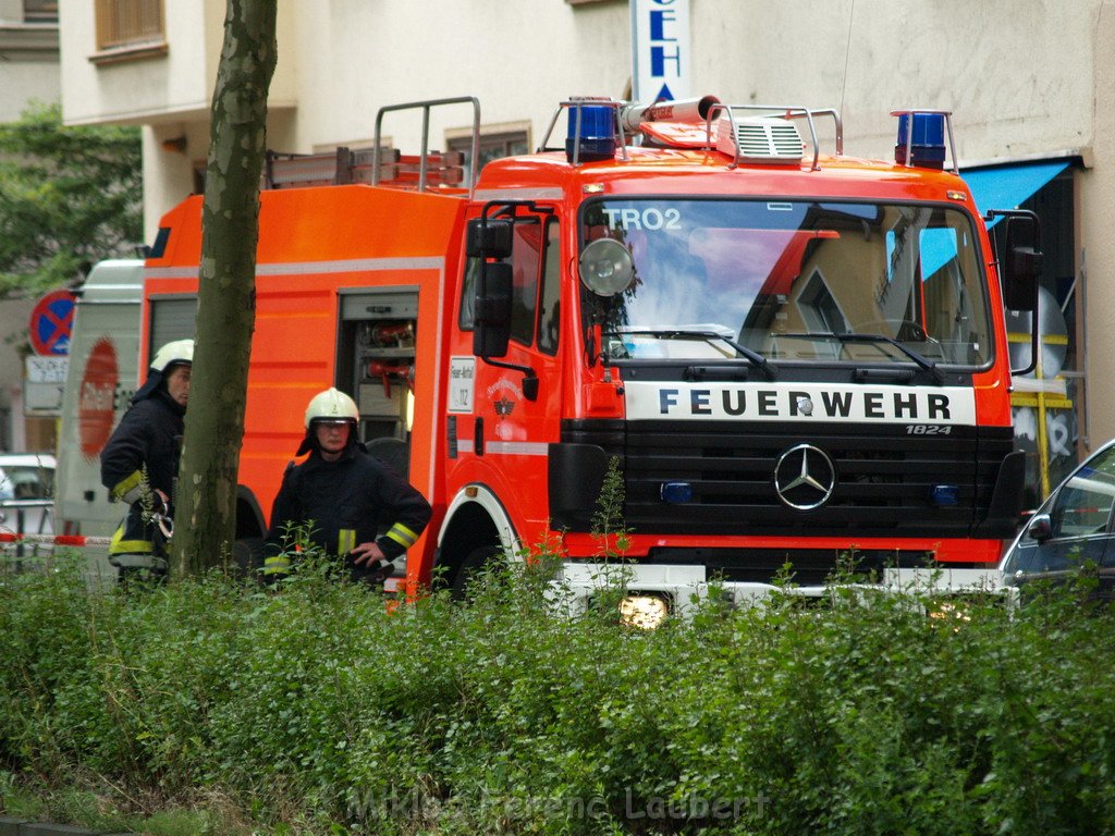 Gasaustritt Koeln Klettenberg Luxemburgerstr   P17.JPG